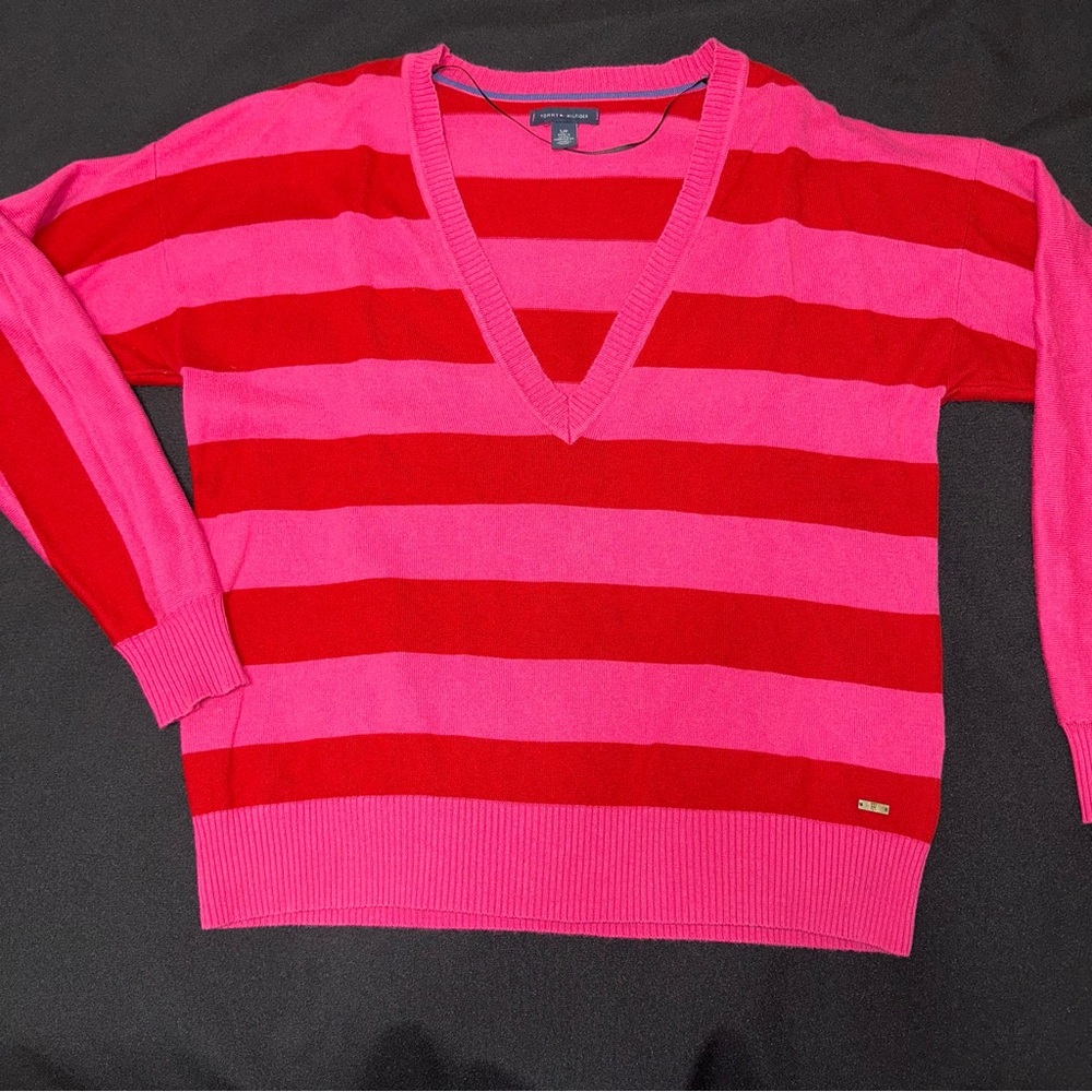 Tommy Hilfiger sweater size small red and‎ pink striped